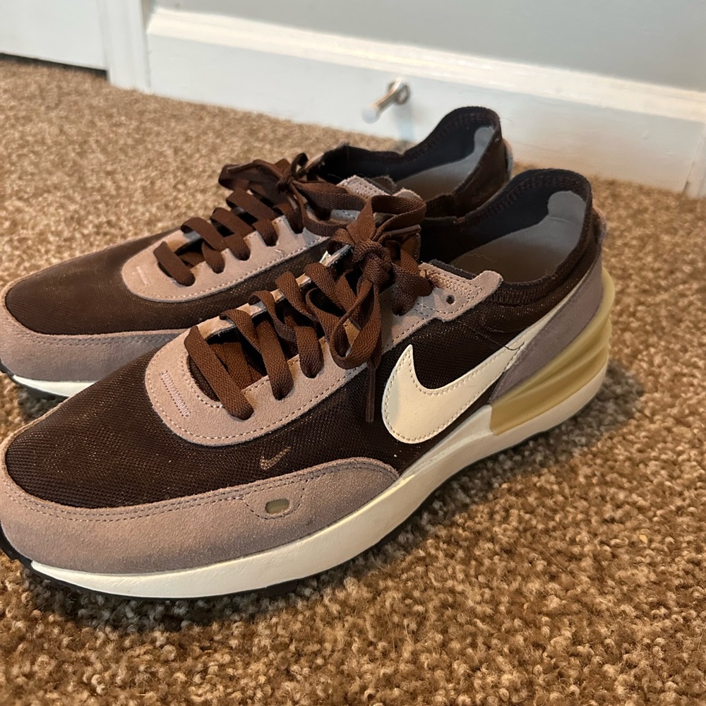 Nike Waffle One Light Chocolate